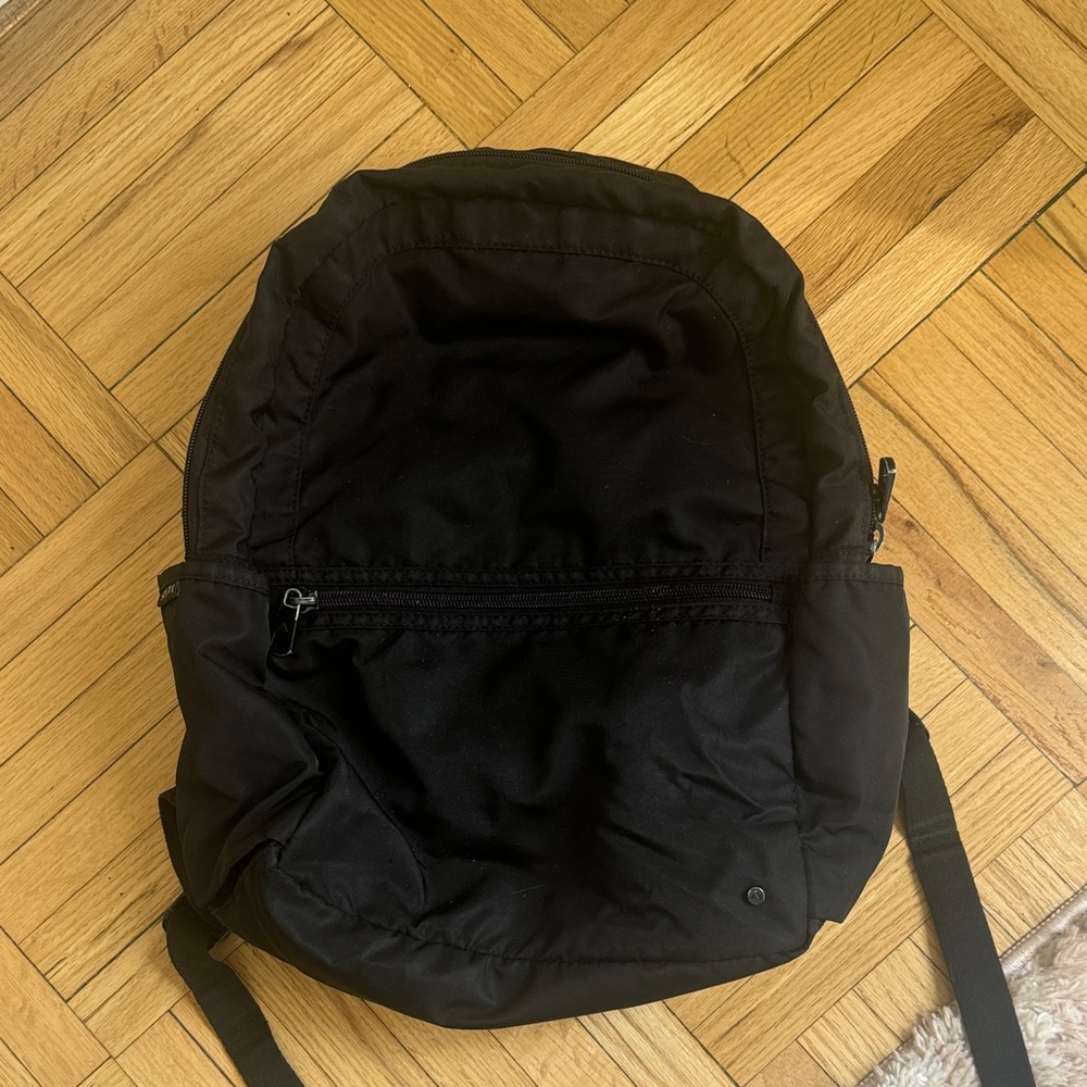 STATE Black Casual Backpack with Front Zip Pocket